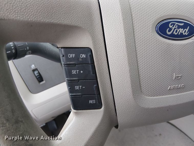 image for item EE5084 2010 Ford Escape SUV