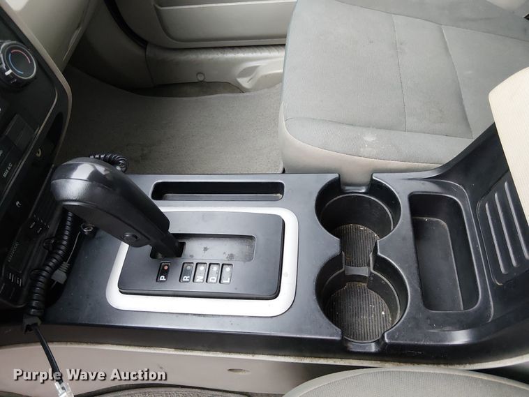 image for item EE5084 2010 Ford Escape SUV