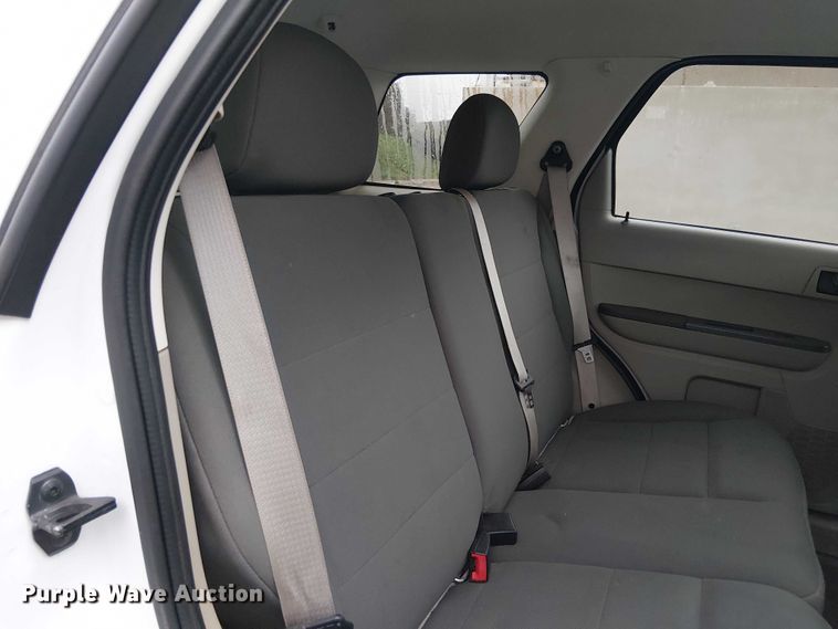 image for item EE5084 2010 Ford Escape SUV