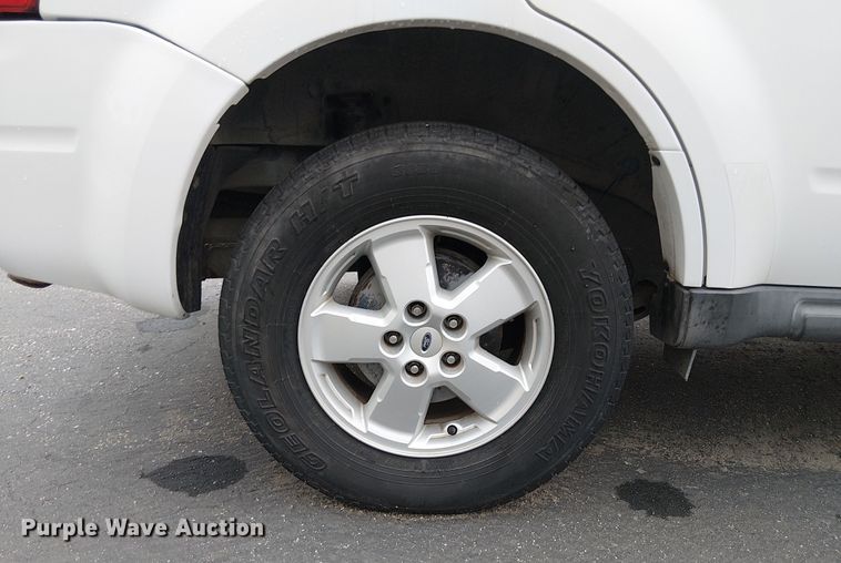 image for item EE5084 2010 Ford Escape SUV