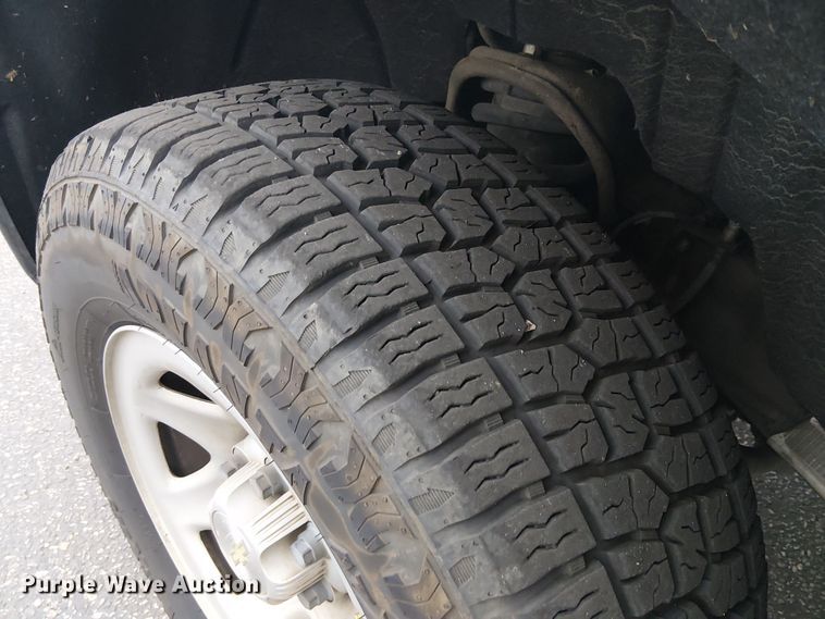 image for item EE5085 2017 Chevrolet Silverado 1500 Ext. Cab pickup truck