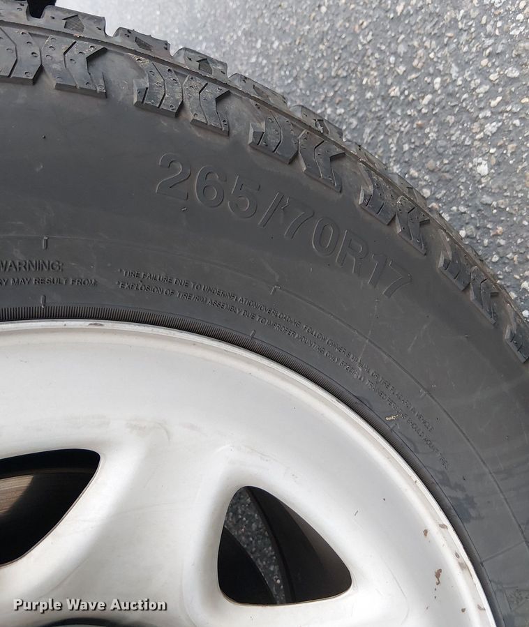 image for item EE5085 2017 Chevrolet Silverado 1500 Ext. Cab pickup truck