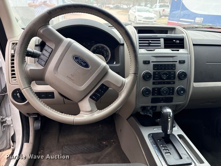 image for item EG8319 2009 Ford Escape SUV