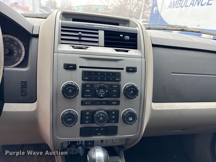 image for item EG8319 2009 Ford Escape SUV