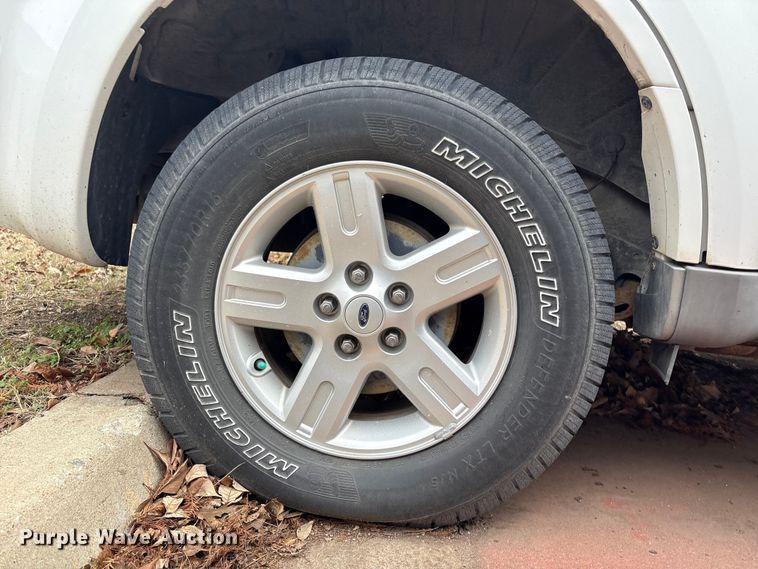 image for item EG8319 2009 Ford Escape SUV