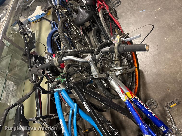 image for item EG8825 Approximately 12 bikes