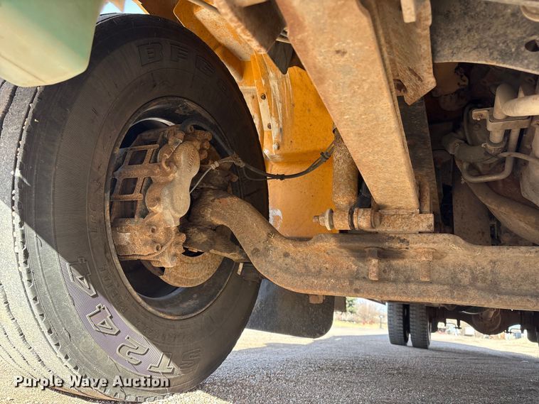 image for item EI5676 2012 IC PB105 school bus