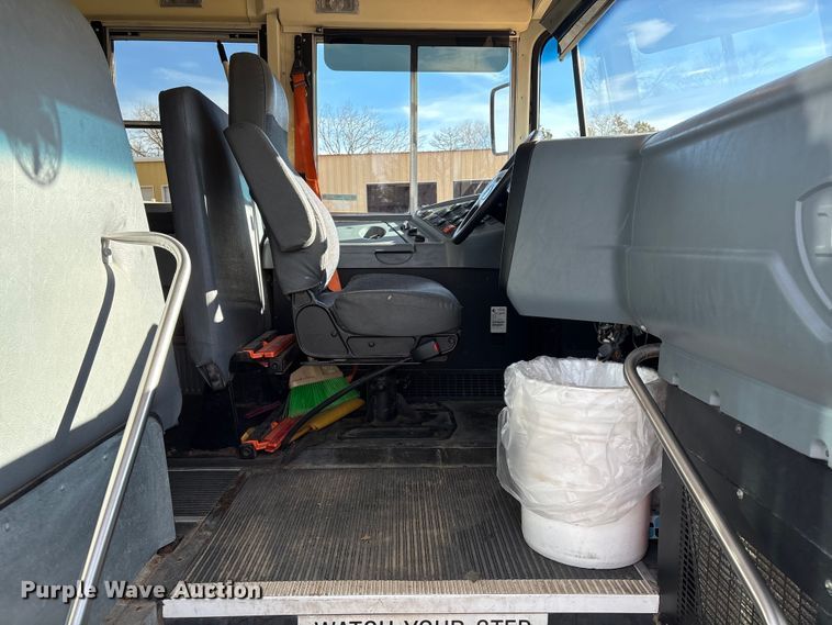 image for item EI5676 2012 IC PB105 school bus