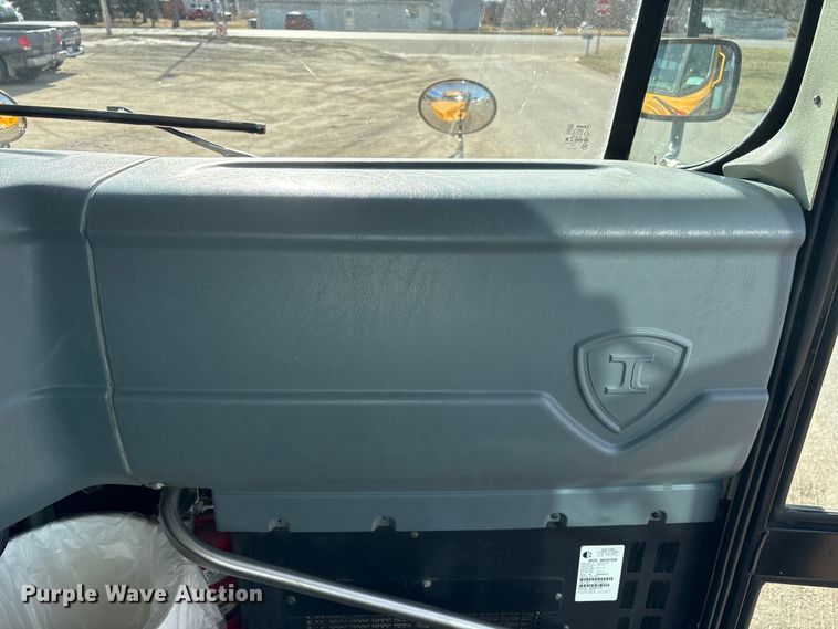 image for item EI5676 2012 IC PB105 school bus