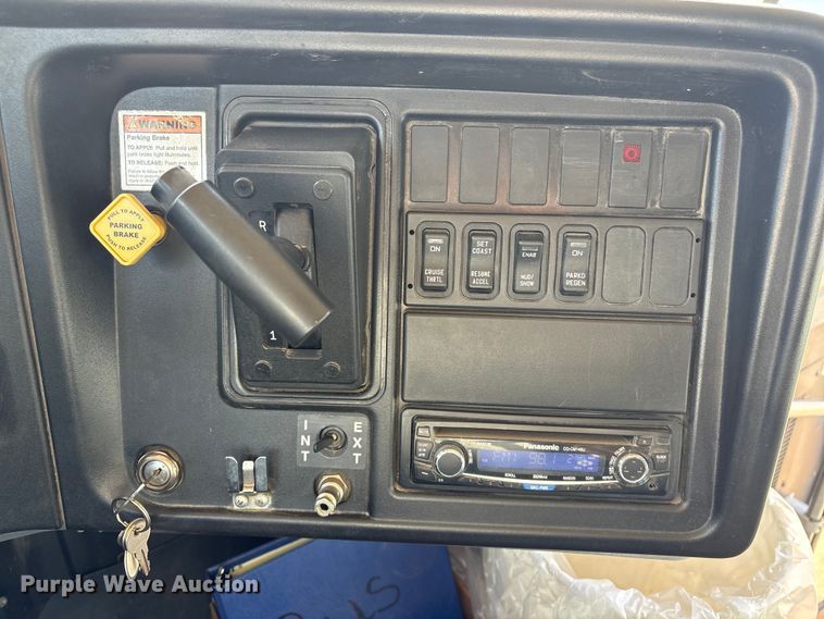 image for item EI5676 2012 IC PB105 school bus