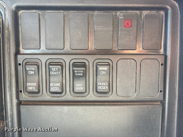 image for item EI5676 2012 IC PB105 school bus