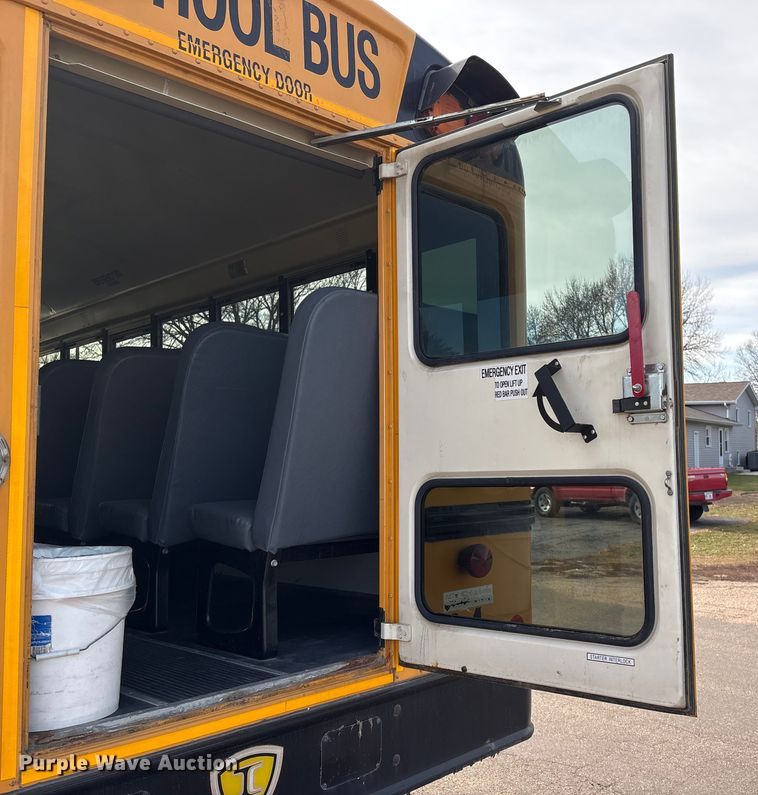 image for item EI5676 2012 IC PB105 school bus