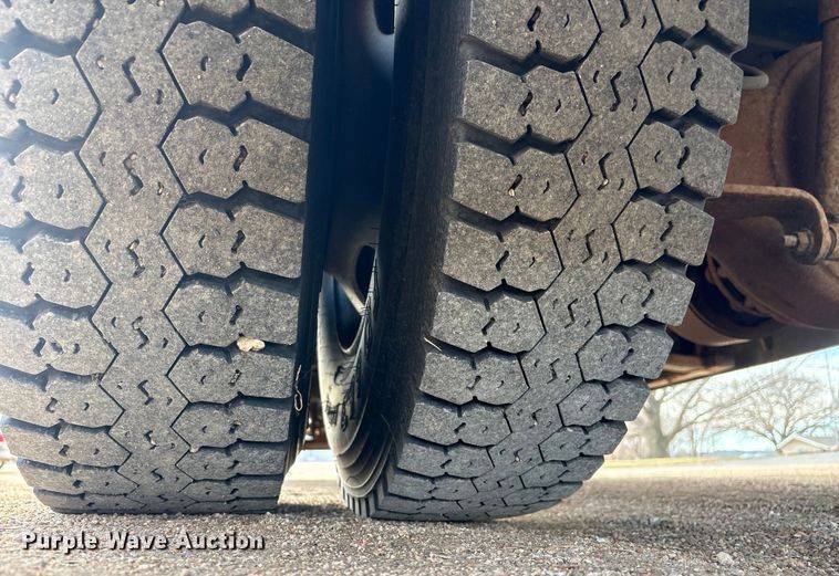 image for item EI5676 2012 IC PB105 school bus