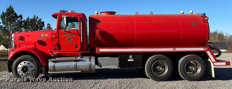 image for item EJ7571 1994 International 9300 tanker fire truck
