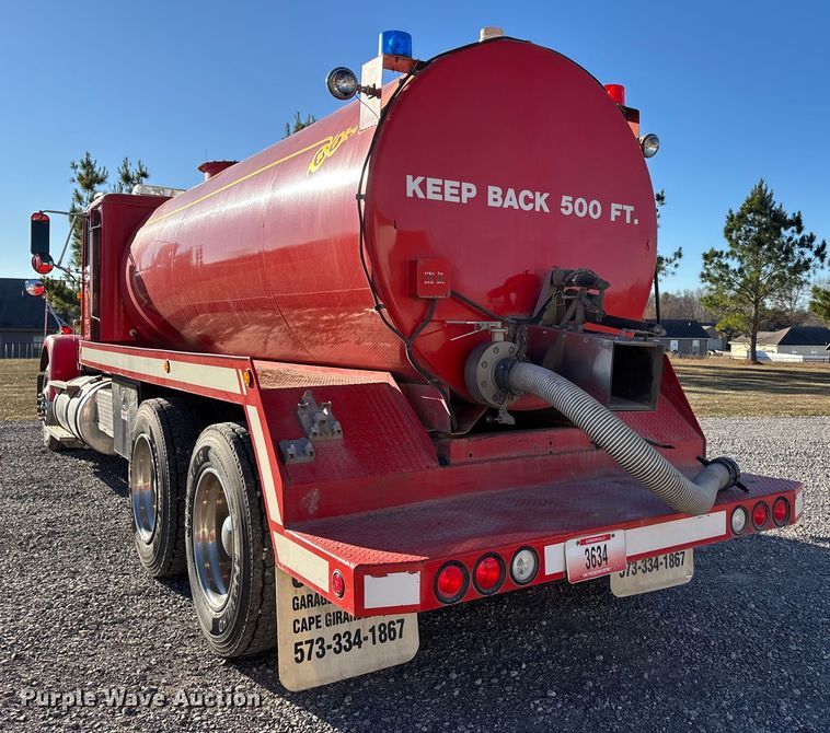 image for item EJ7571 1994 International 9300 tanker fire truck