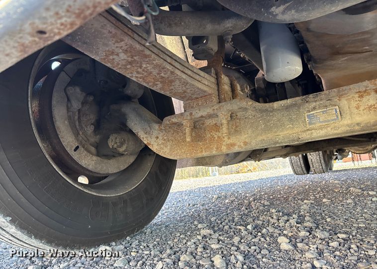 image for item EJ7571 1994 International 9300 tanker fire truck