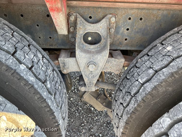 image for item EJ7571 1994 International 9300 tanker fire truck