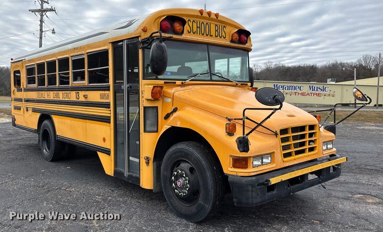 image for item EJ7773 2005 Blue Bird Bb Conventional school bus