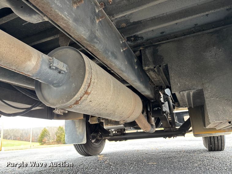 image for item EJ7773 2005 Blue Bird Bb Conventional school bus