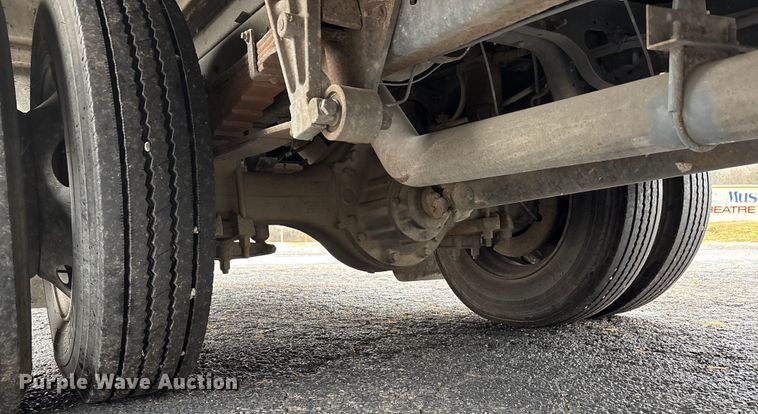 image for item EJ7773 2005 Blue Bird Bb Conventional school bus