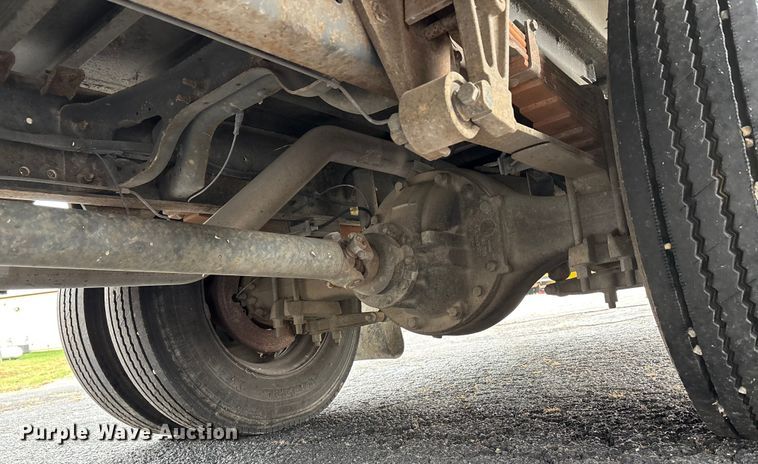 image for item EJ7773 2005 Blue Bird Bb Conventional school bus