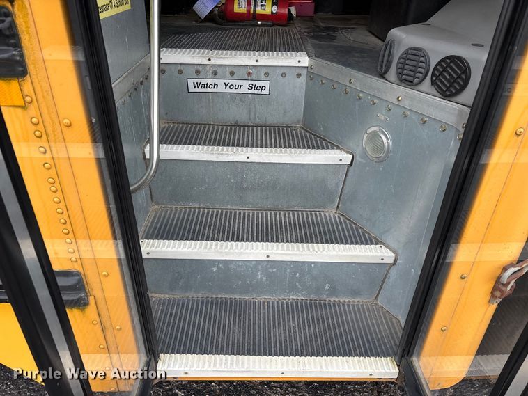 image for item EJ7773 2005 Blue Bird Bb Conventional school bus