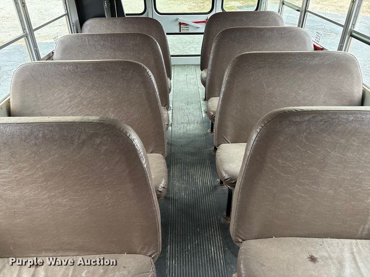 image for item EJ7773 2005 Blue Bird Bb Conventional school bus