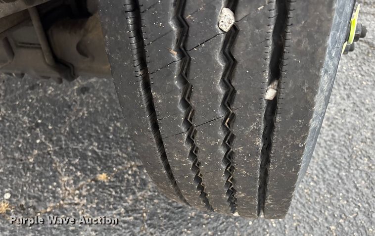 image for item EJ7773 2005 Blue Bird Bb Conventional school bus