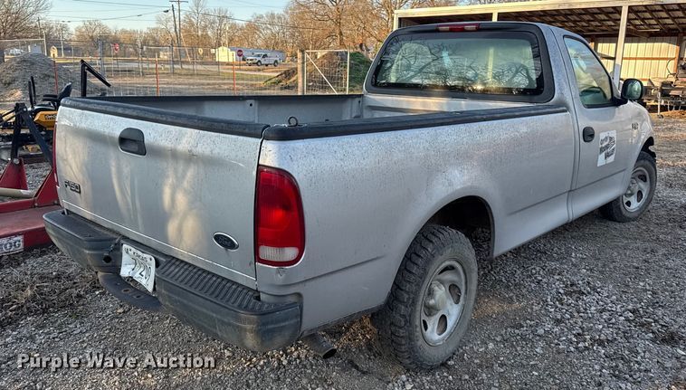 image for item EN0154 2002 Ford F150 pickup truck