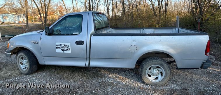 image for item EN0154 2002 Ford F150 pickup truck