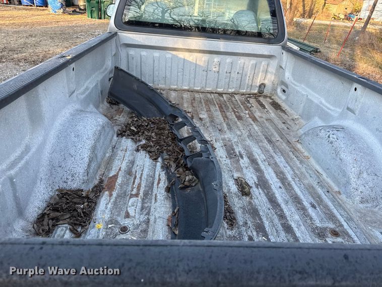 image for item EN0154 2002 Ford F150 pickup truck