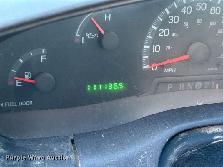 image for item EN0154 2002 Ford F150 pickup truck