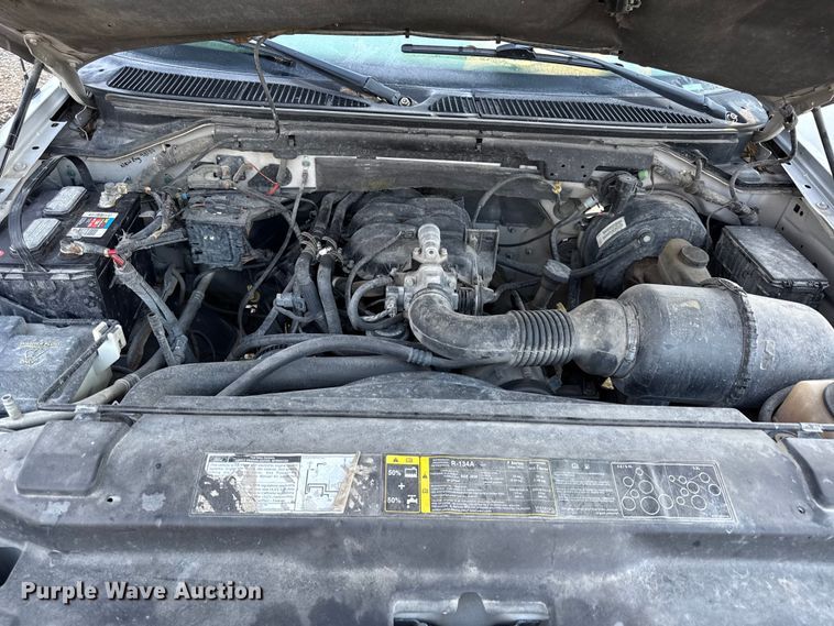 image for item EN0154 2002 Ford F150 pickup truck