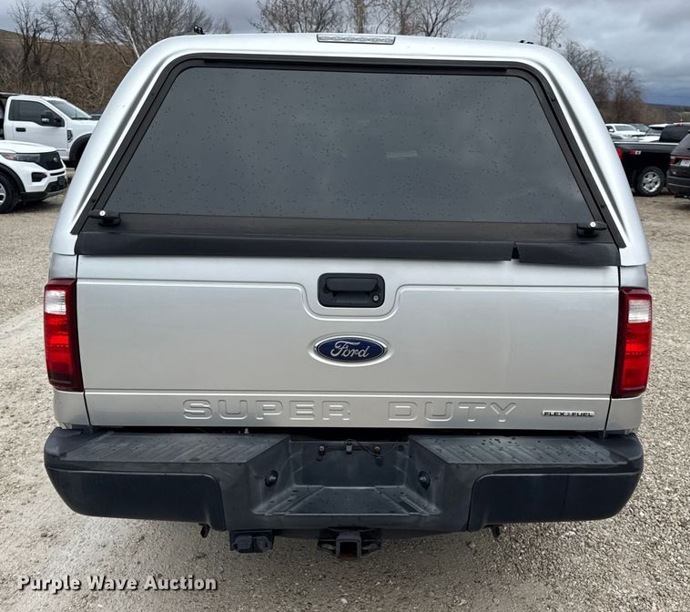 image for item EN0782 2016 Ford F250 Super Duty Crew Cab pickup truck