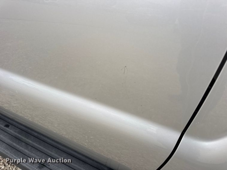 image for item EN0782 2016 Ford F250 Super Duty Crew Cab pickup truck