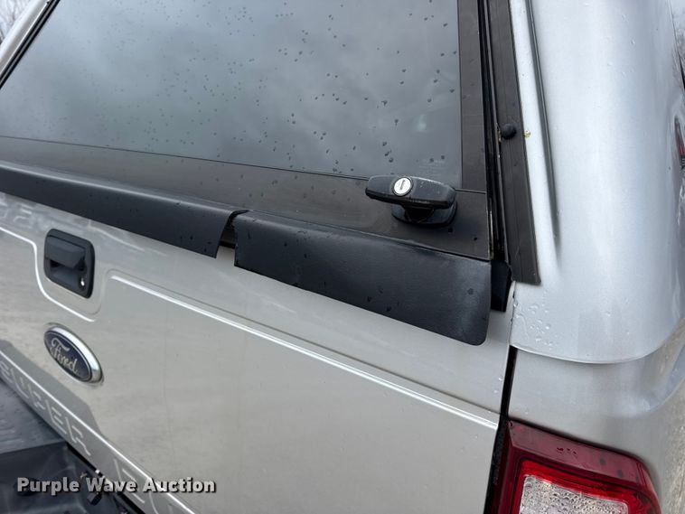 image for item EN0782 2016 Ford F250 Super Duty Crew Cab pickup truck