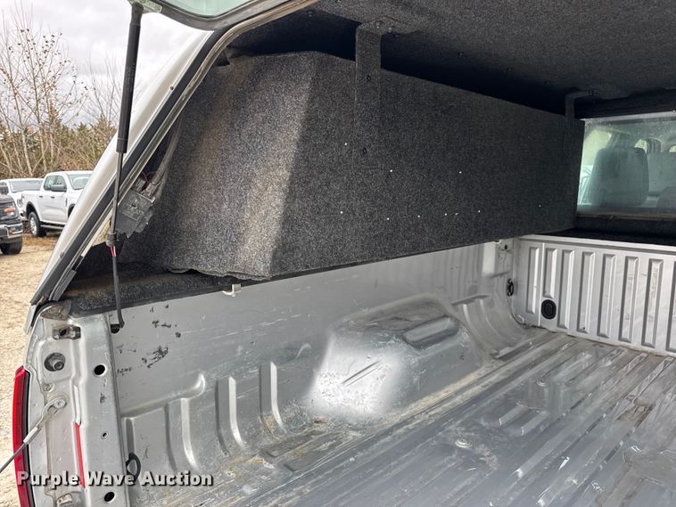 image for item EN0782 2016 Ford F250 Super Duty Crew Cab pickup truck