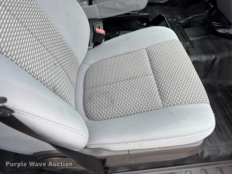 image for item EN0782 2016 Ford F250 Super Duty Crew Cab pickup truck