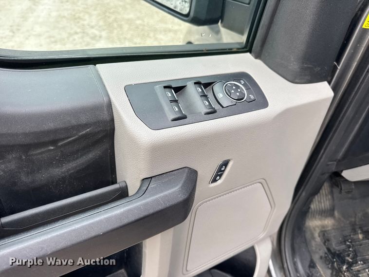 image for item EN0783 2017 Ford F150 XL Ext. Cab pickup truck