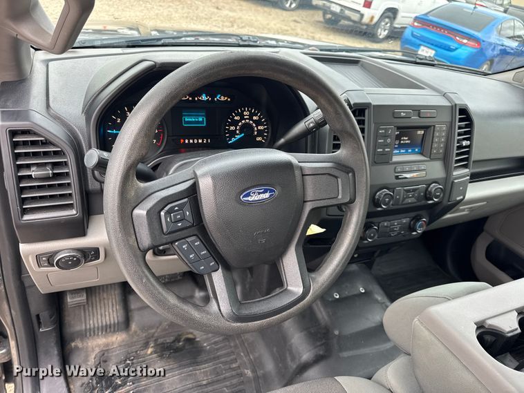 image for item EN0783 2017 Ford F150 XL Ext. Cab pickup truck