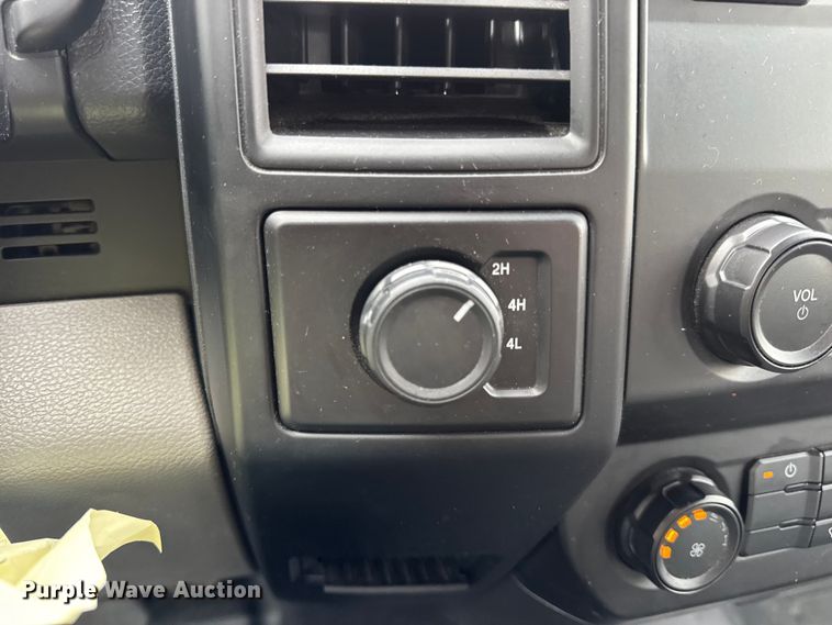 image for item EN0783 2017 Ford F150 XL Ext. Cab pickup truck