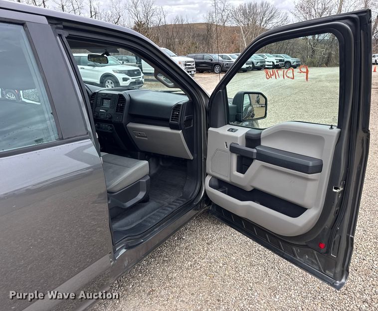 image for item EN0783 2017 Ford F150 XL Ext. Cab pickup truck