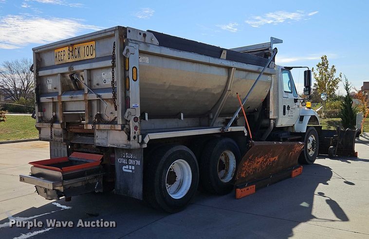 image for item EO4802 2007 International 7400 dump truck