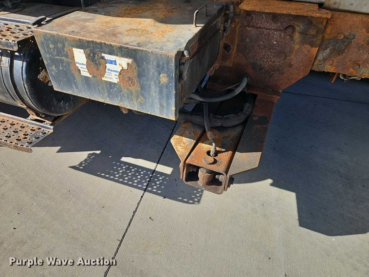 image for item EO4802 2007 International 7400 dump truck