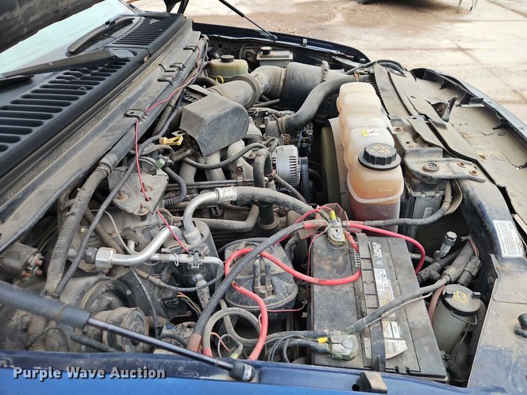 image for item EO4890 2004 Ford F350 Super Duty XL flatbed pickup truck