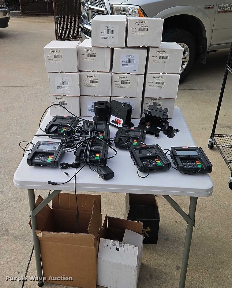 image for item EO4894 Ingenico iSC Touch 250 point of sale terminals