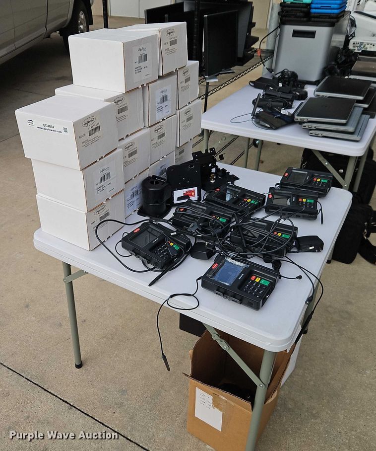 image for item EO4894 Ingenico iSC Touch 250 point of sale terminals