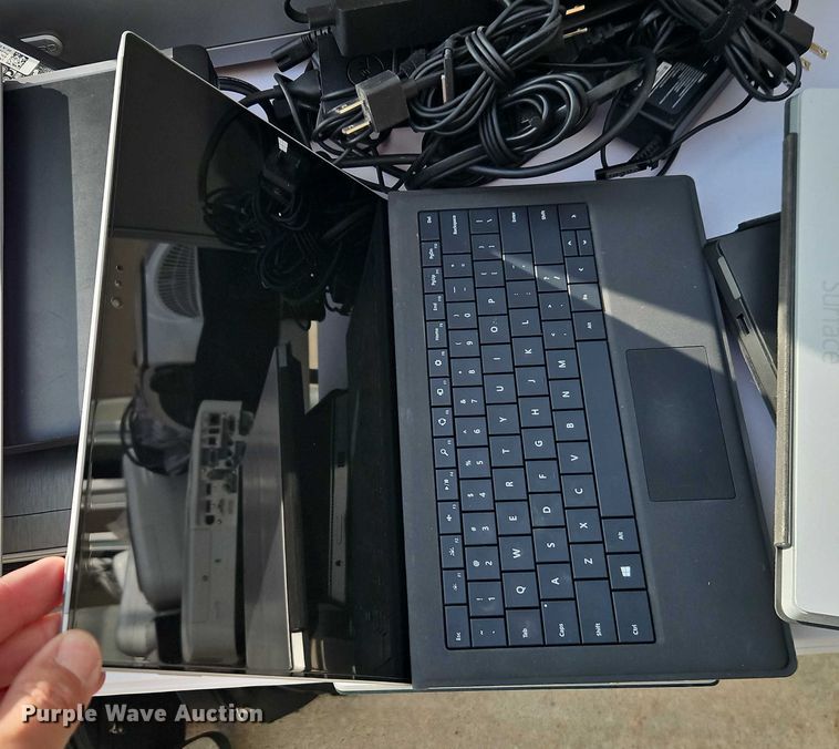 image for item EO4895 Electronics