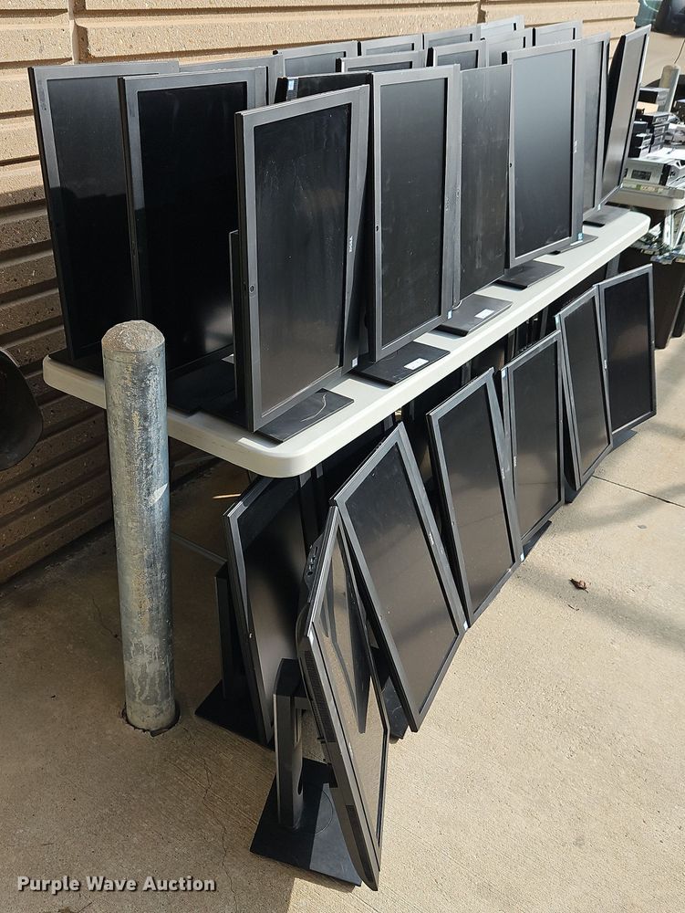 image for item EO4897 (30) Dell Optiplex computers