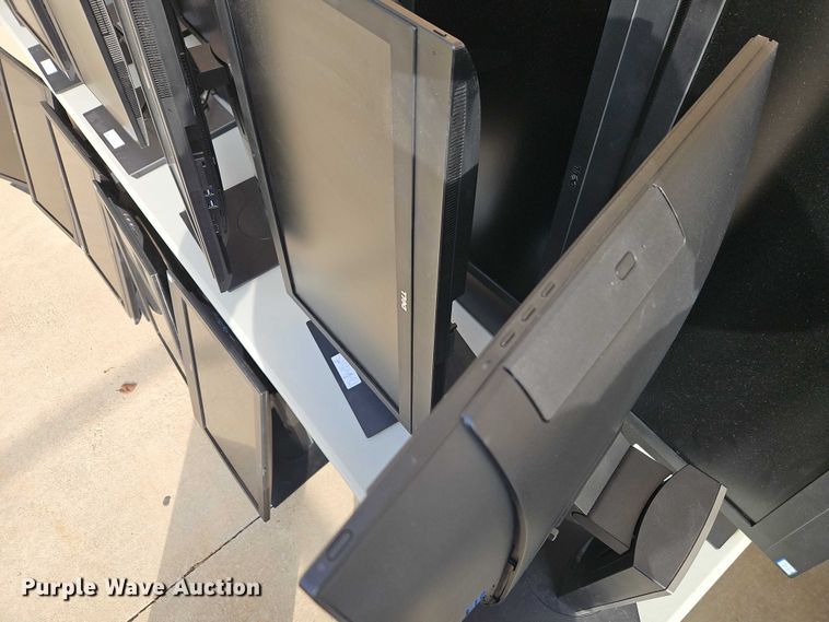 image for item EO4897 (30) Dell Optiplex computers